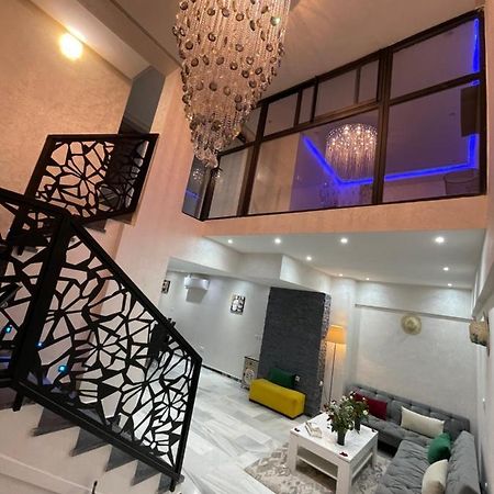 Appartement En Duplex Avec 3 Chambres Haut Standing Gueliz Marrakech Marakéš Exteriér fotografie