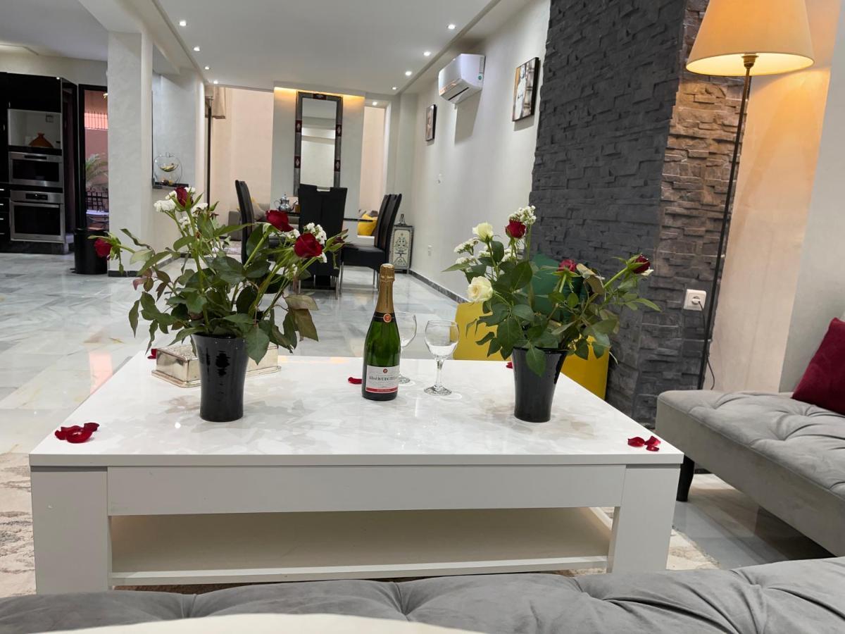 Appartement En Duplex Avec 3 Chambres Haut Standing Gueliz Marrakech Marakéš Exteriér fotografie